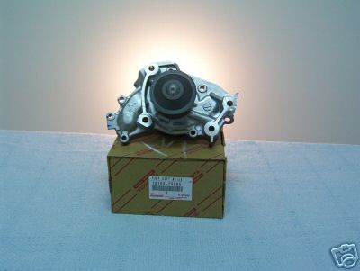 LEXUS TOYOTA ES300 RX300 ES330 CAMRY V6 NEW TOYOTA OEM WATER PUMP 16100-29085