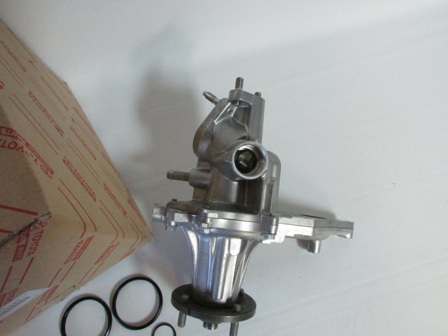 NEW GENUINE TOYOTA SUPRA OEM WATER PUMP 93-98 2JZ-GTE ENG ARISTO 16100-49847