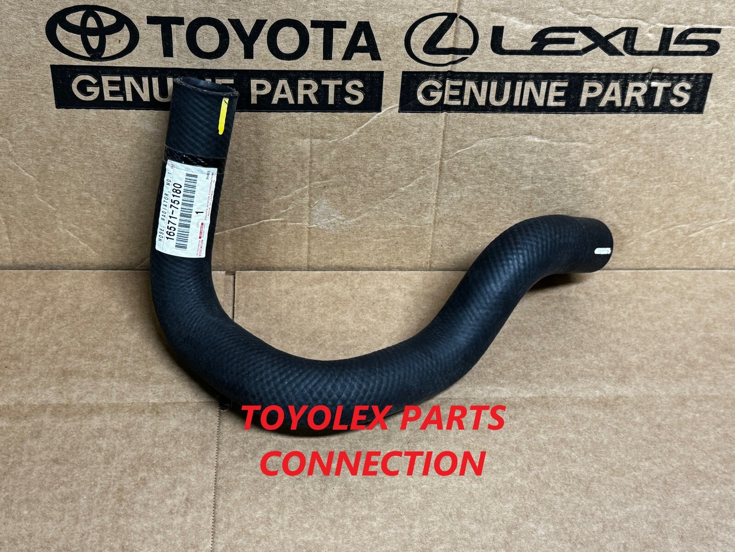 FACTORY NEW TOYOTA 4RUNNER - TACOMA GENUINE UPPER RADIATOR HOSE 16571-75180