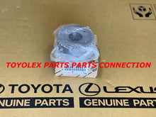 GENUINE OEM TOYOTA CAMRY HIGHLANDER 2.4L ENGINE CAMSHAFT TIMING GEAR 13050-28021
